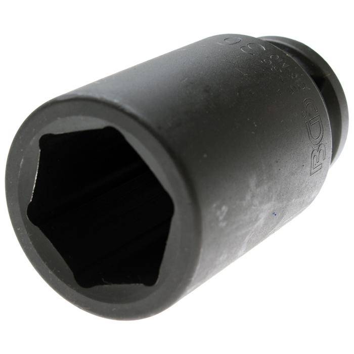 Schwarzer Metallsteckschlüssel-Adapter mit sechskantiger Öffnung an einem Ende sichtbar, isoliert auf weißem Hintergrund.