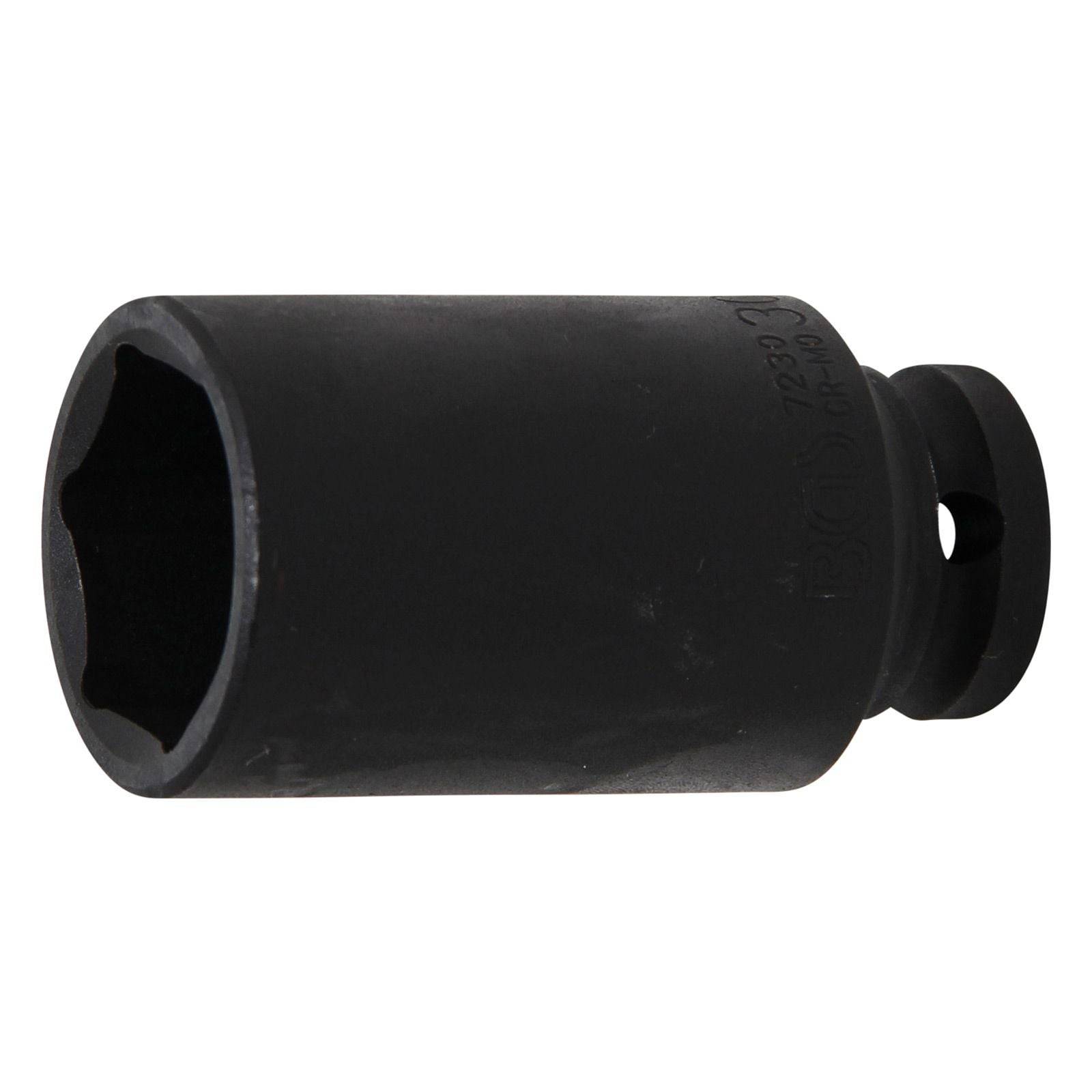 Eine schwarze Schlagstecknuss mit einer sechseckigen Öffnung und einem massiven, zylindrischen Körper, die für den Einsatz mit Elektrowerkzeugen zum Anziehen oder Lösen von Muttern konzipiert ist.