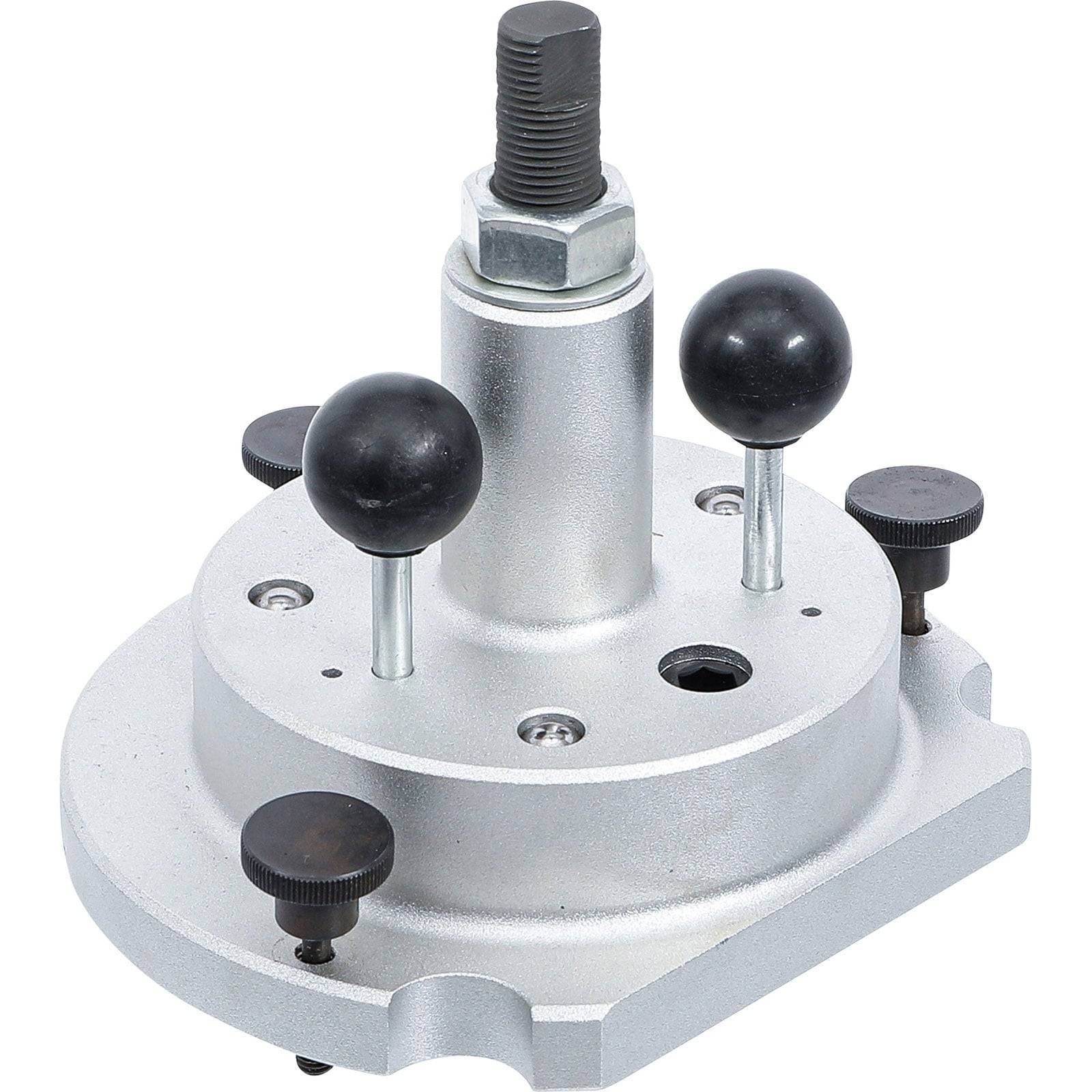 Werkzeughalter für Metallbearbeitung mit verschiedenen Knöpfen und Griffen, konzipiert für präzise Positionierung von Schneidwerkzeugen an einer Drehmaschine.