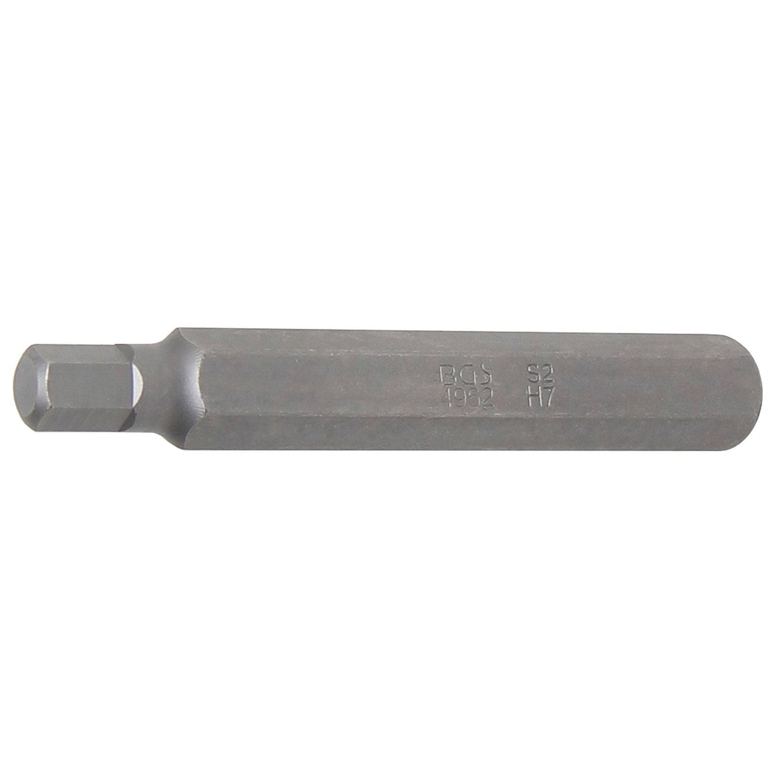 Ein sechseckiger Metallwerkzeugbit mit gravierten Markierungen, der zum Drehen von Befestigungselementen oder Schrauben mit Innensechskant verwendet wird.