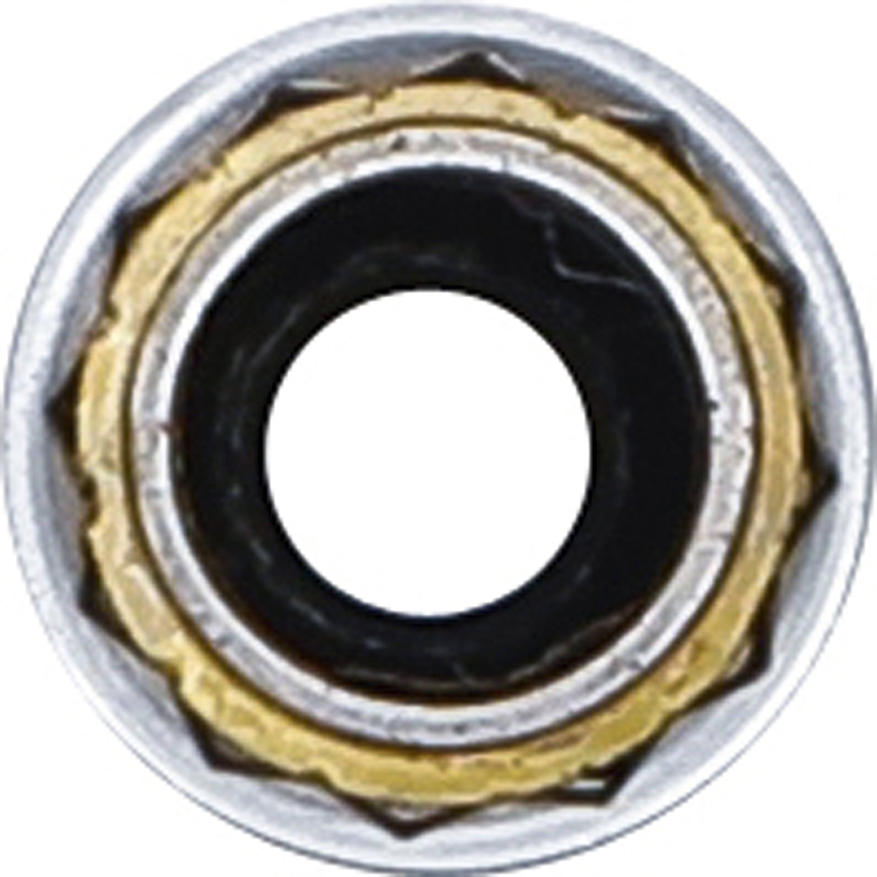 Eine Messingdüse für einen Vergaser mit einem zentralen Loch, umgeben von geschichteten Metallringen aus Silber, Schwarz und Gold.