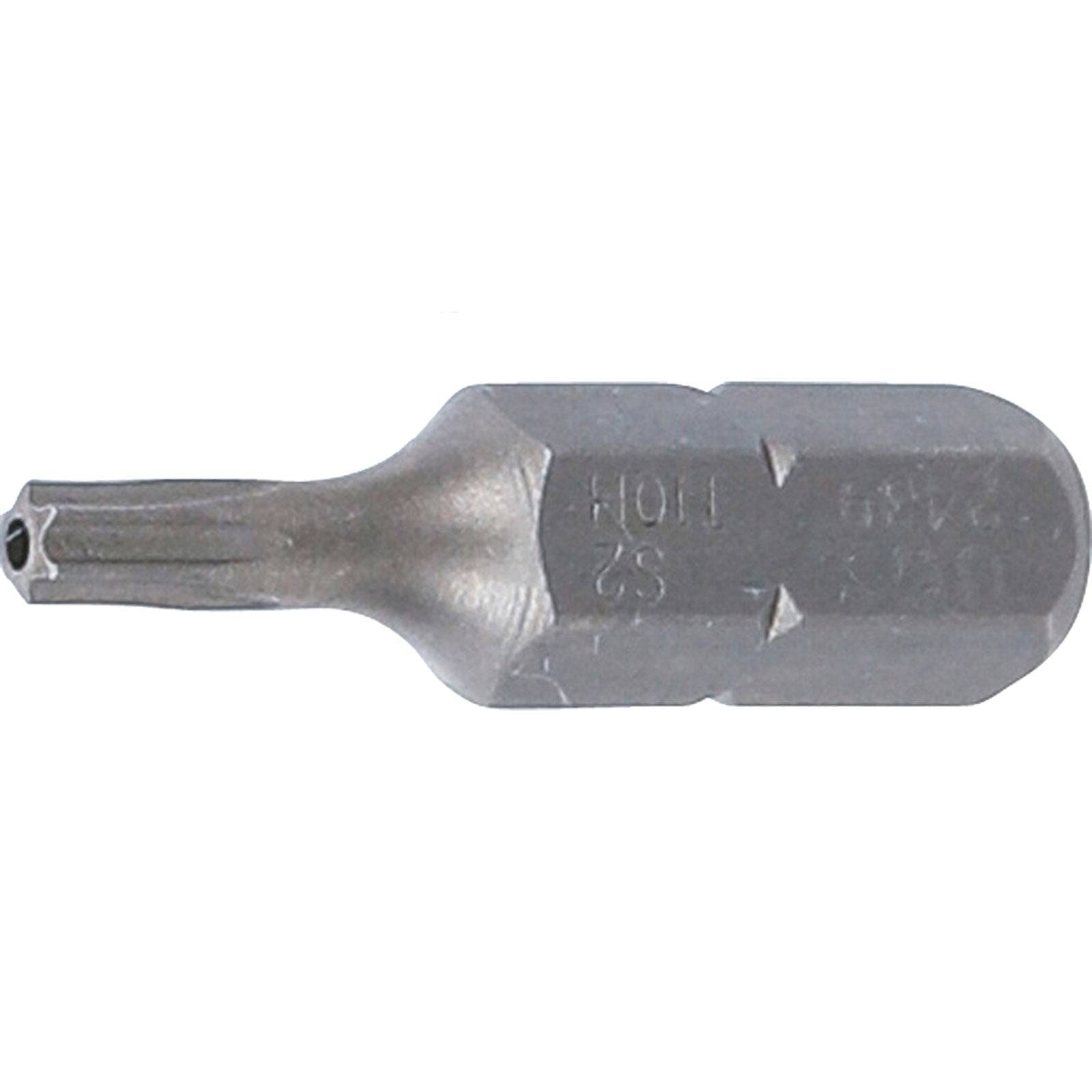 Ein Nahaufnahmebild eines einzelnen Schraubenziehereinsatzes mit einem sechseckigen Schaft und einem Torx-Kopf. Der Einsatz ist metallfarbig und dient zum Eindrehen von Schrauben.