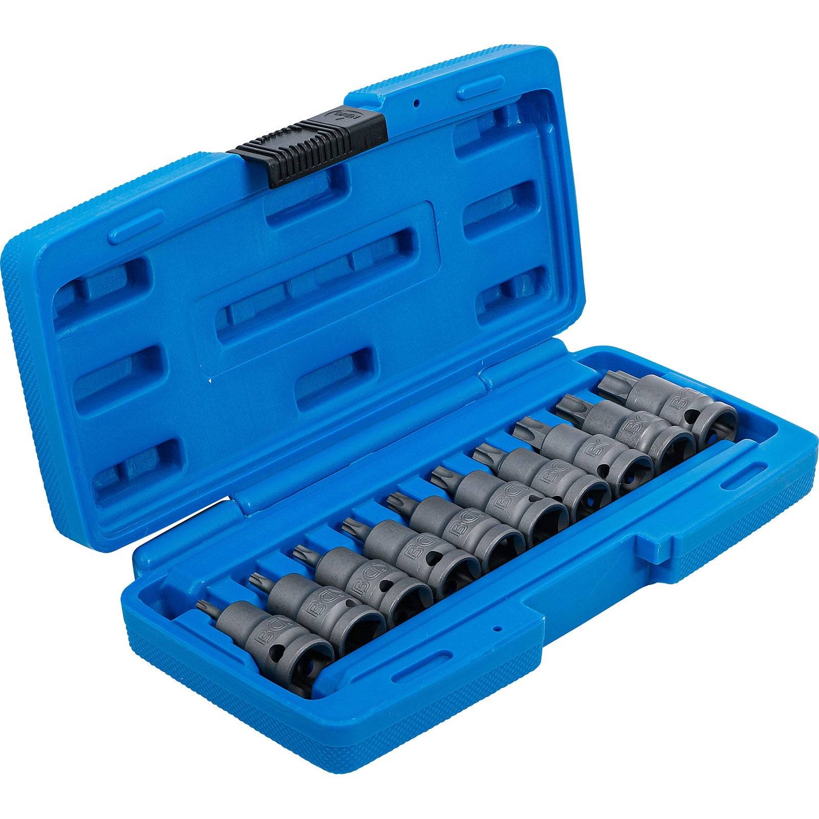Eine blaue Plastikbox, die geöffnet eine Reihe von Metallsteckdosen ist, die in zwei Reihen angeordnet sind.