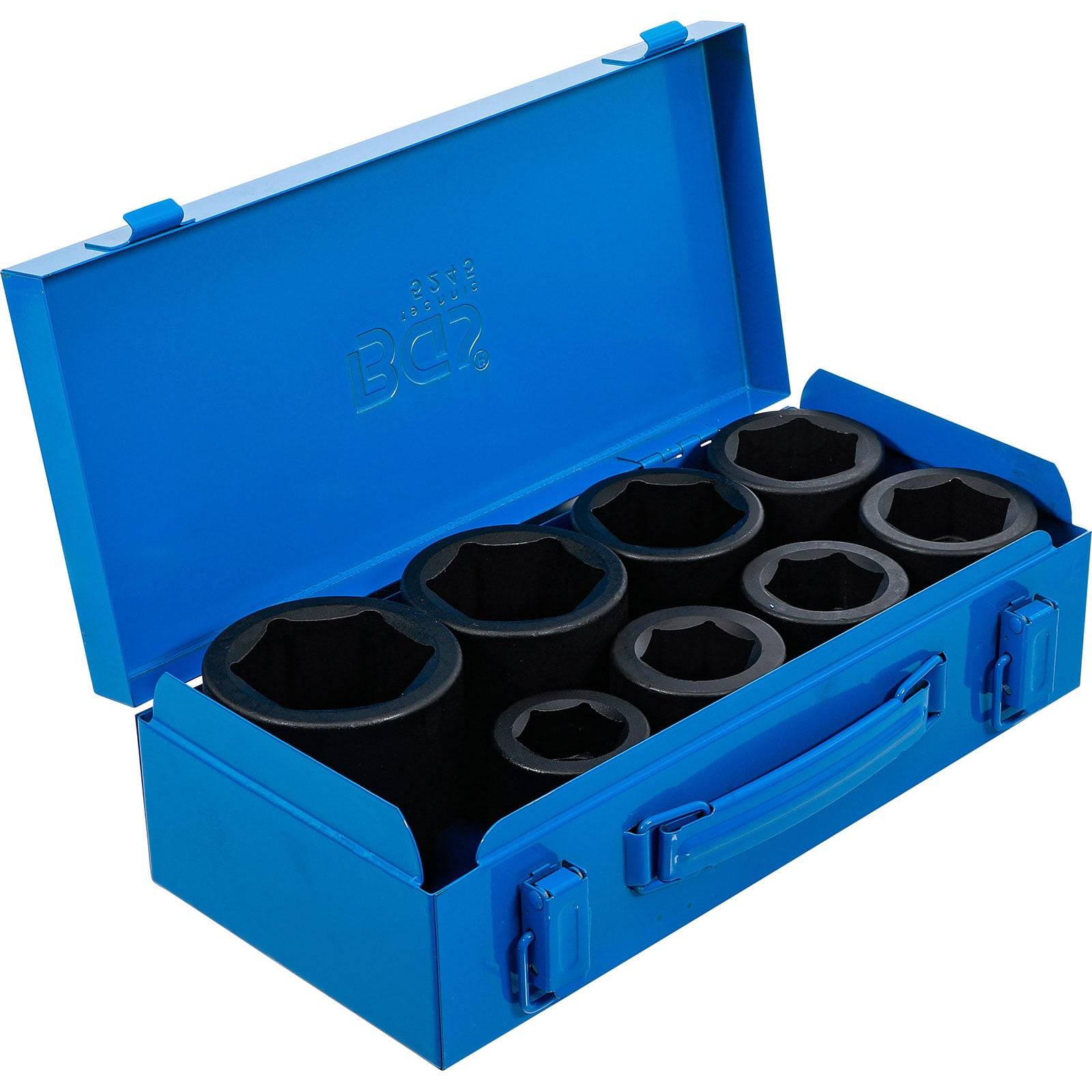Eine blaue Metallbox, geöffnet, um einen 8-teiligen Satz großer, schwarzer Sechskant-Steckschlüssel aufzuzeigen, die ordentlich angeordnet im Inneren liegen.