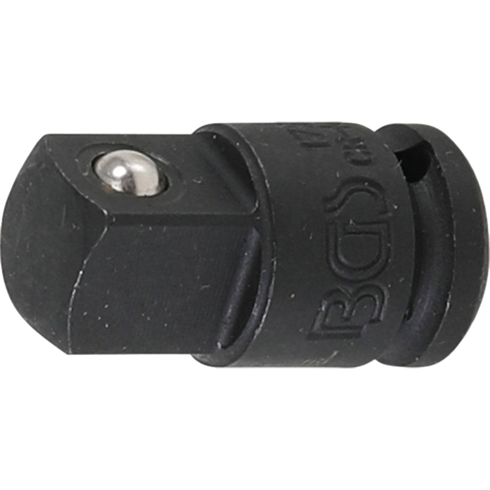 Ein schwarzer Werkzeugadapter mit einem glänzenden metallischen Kugellager oben und einer Markierung an der Seite.