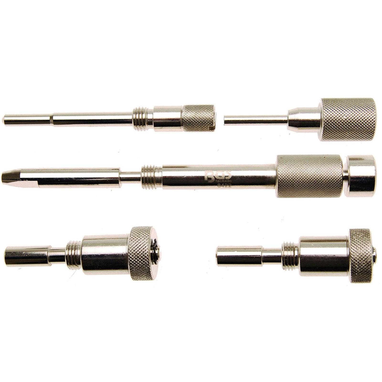 Fünf metallische zylindrische Werkzeuge mit unterschiedlichen Längen und gerillten Griffen, die auf einem weißen Hintergrund präsentiert werden.