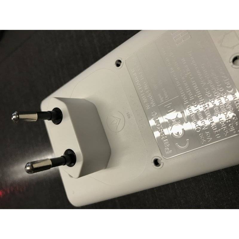 Ladegerät Panasonic eneloop BQ-CC16 inkl. 4 Stück AA eneloop Pro 2500mAh, 100-240V, NiMH