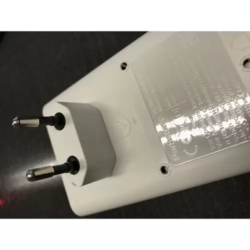 Ladegerät Panasonic eneloop BQ-CC16 inkl. 4 Stück AA eneloop Pro 2500mAh, 100-240V, NiMH Ladegerät Panasonic eneloop BQ-CC16 inkl. 4 Stück AA eneloop Pro 2500mAh, 100-240V, NiMH