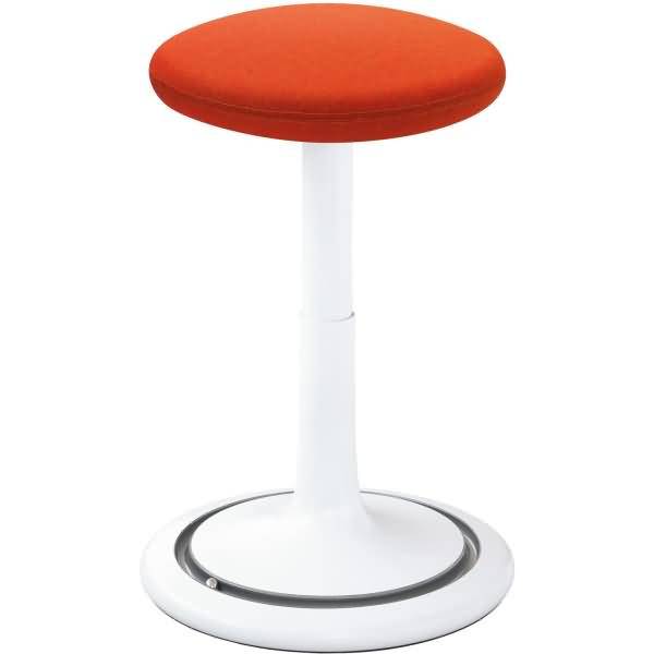 Sitz- und Stehhocker Classic tall 55-77cm Kvadrat remix weiß/orange/silber
