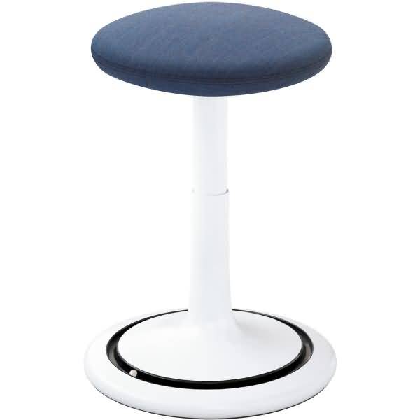 Sitz- und Stehhocker Classic tall 55-77cm Kvadrat remix weiß/jeans/schwarz