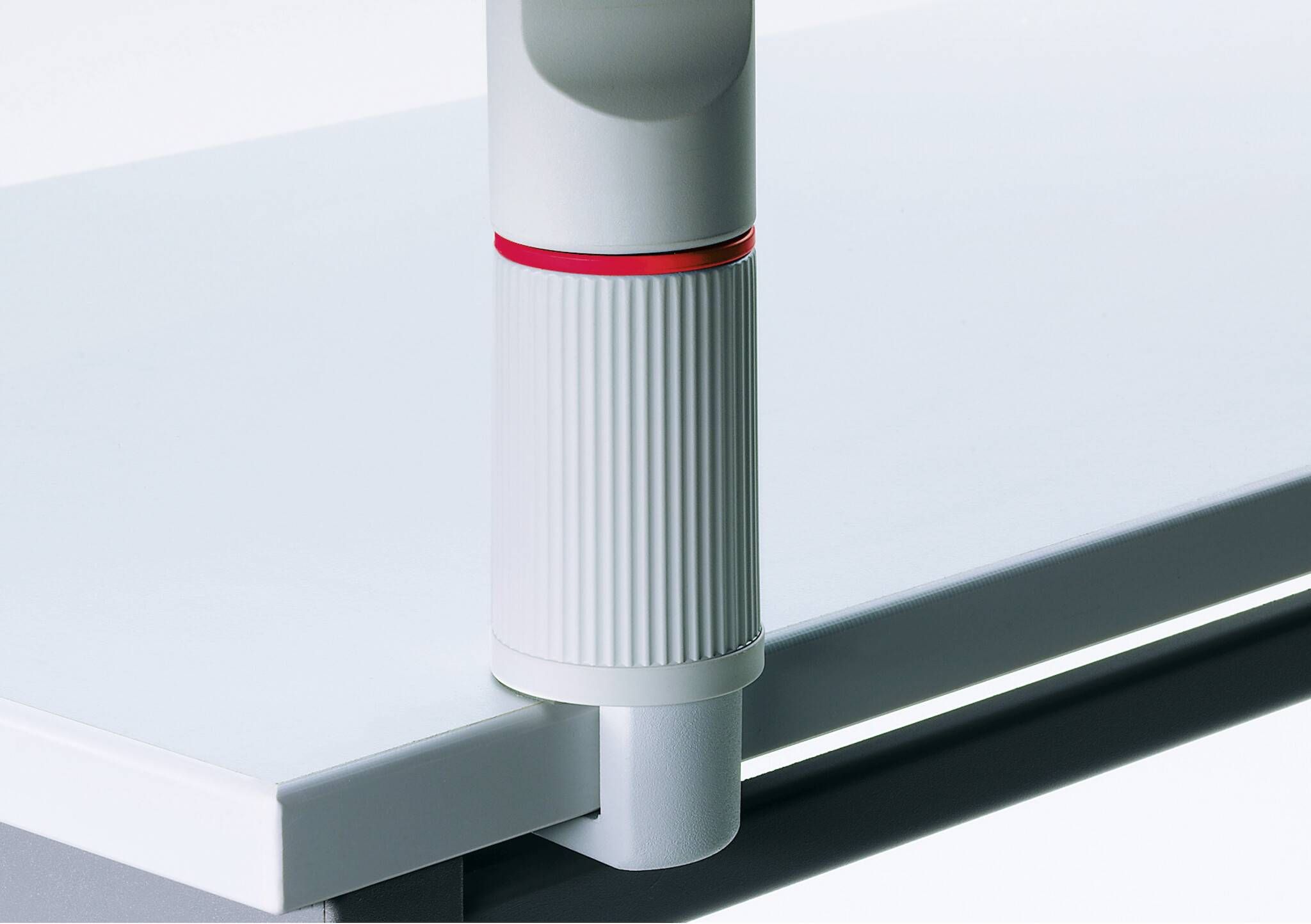 Befestigungsmittel für Schwenkarm NOVUS Universalzwinge 1 lichtgrau 18-74mm