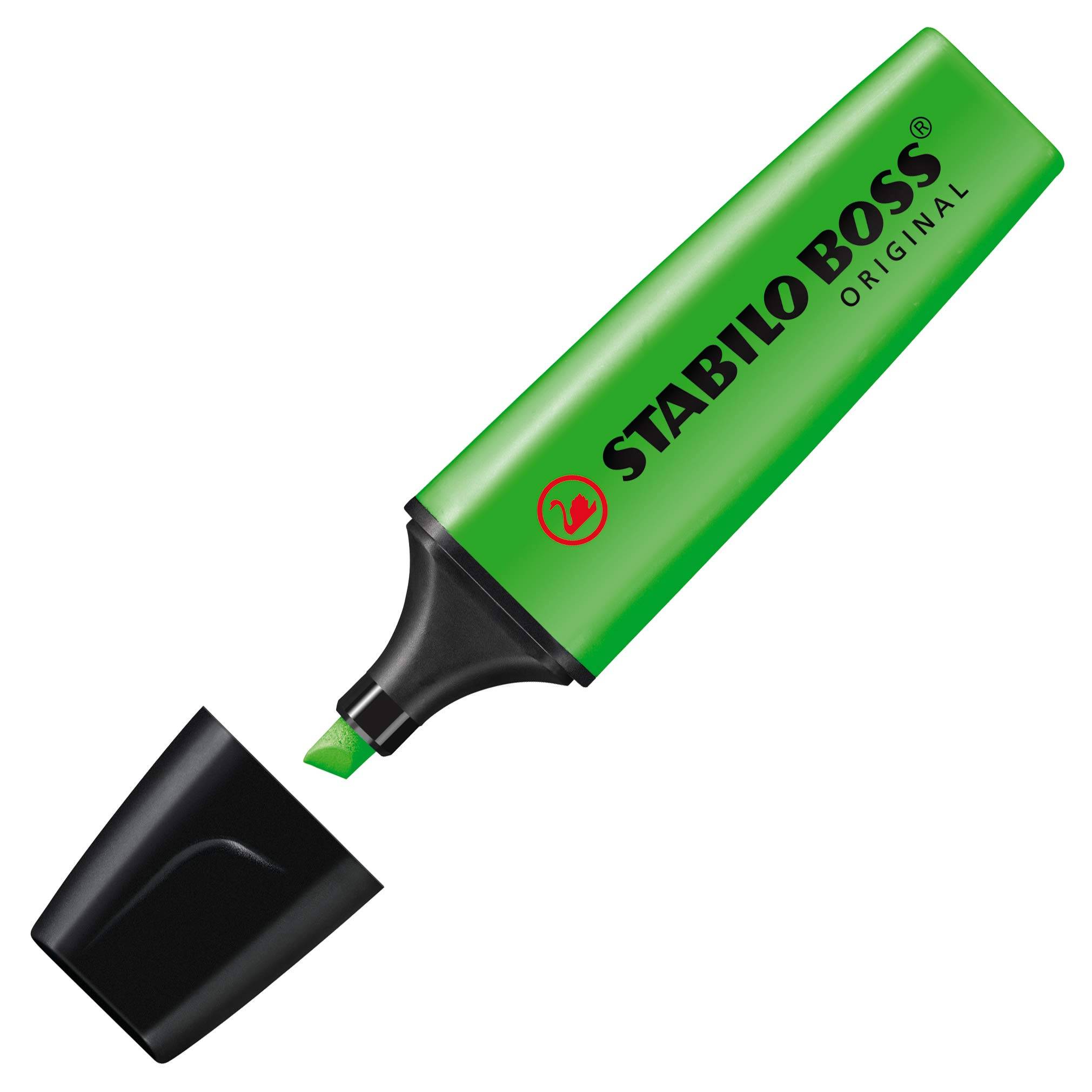Grüner Stabilo Boss Original Textmarker mit abgenommenem schwarzem Deckel, der die Keilspitze zeigt.