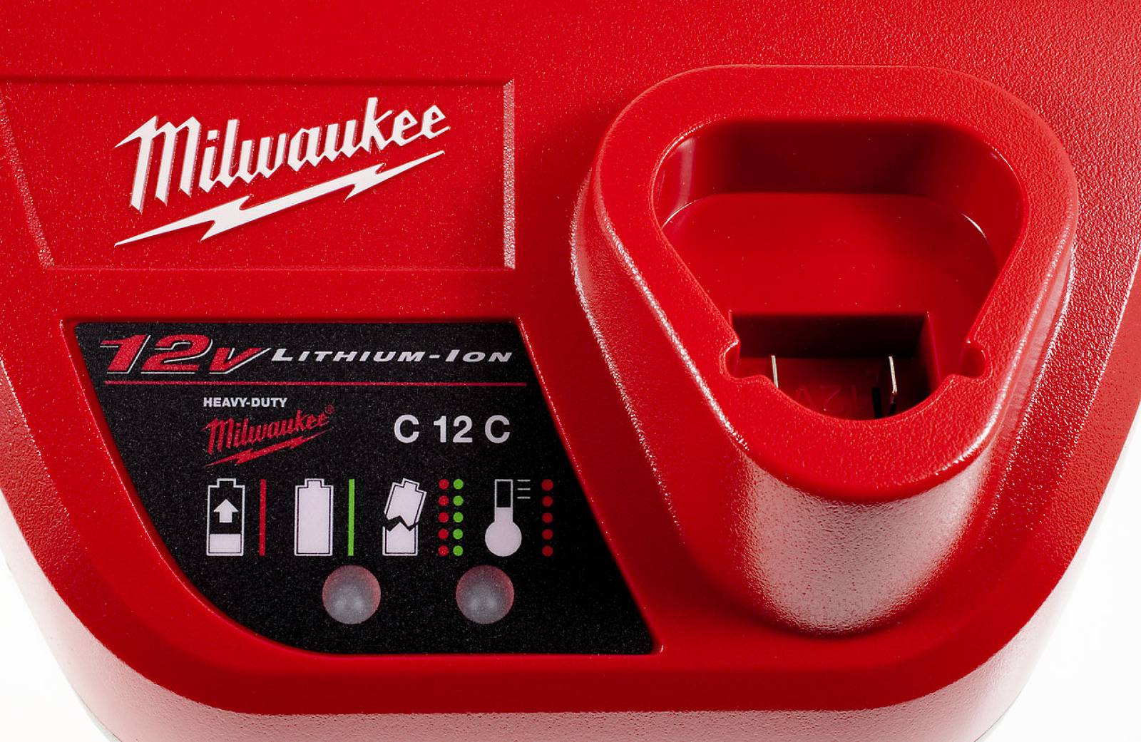 Milwaukee Schnellladegerät C12C 4932352000 für 12V Li-Ion Akkus, 12,0V
