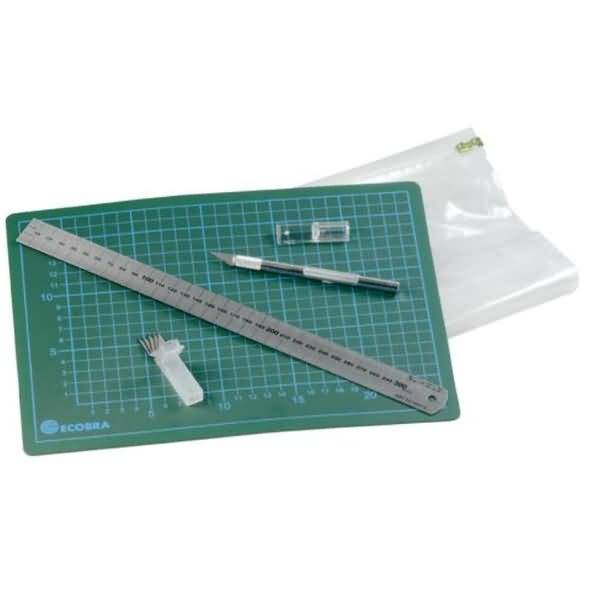 Schneideset mit Schneideunterlage + Schneidelineal + Skalpellmesser