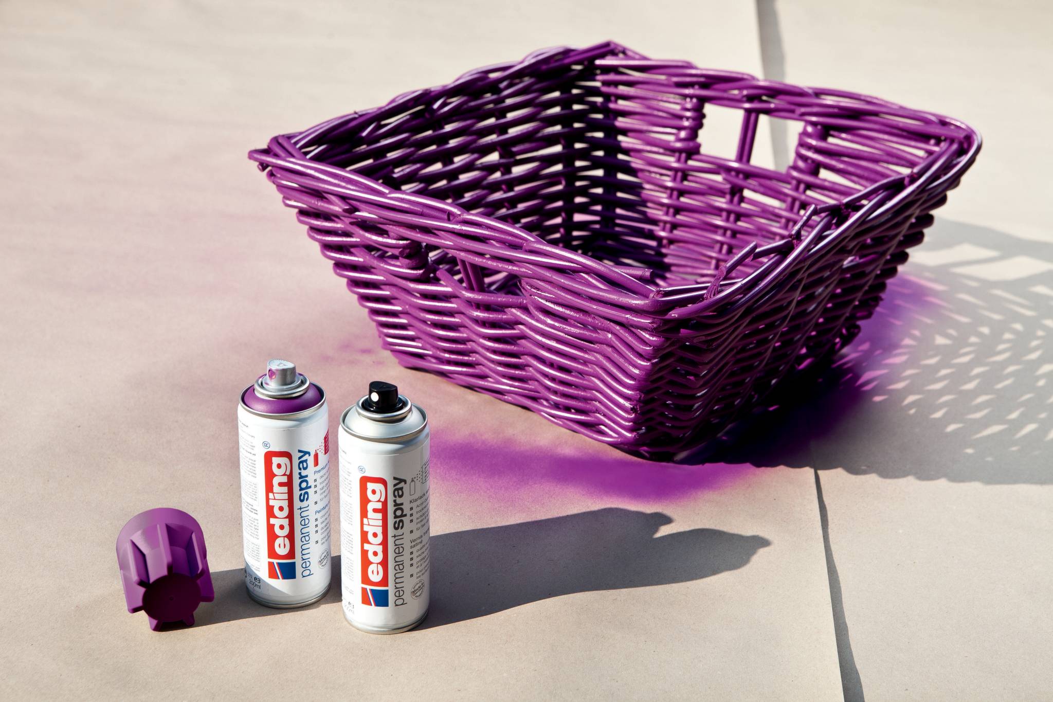 edding 5200 Permanentspray Premium Acryllack beere matt