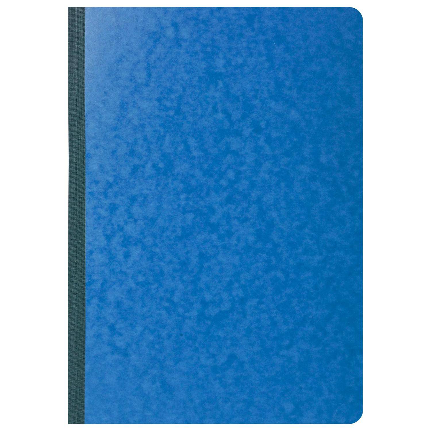Blaues Hardcover-Buch oder Notizbuch mit dunklem Rücken, geschlossen vor weißem Hintergrund gezeigt.