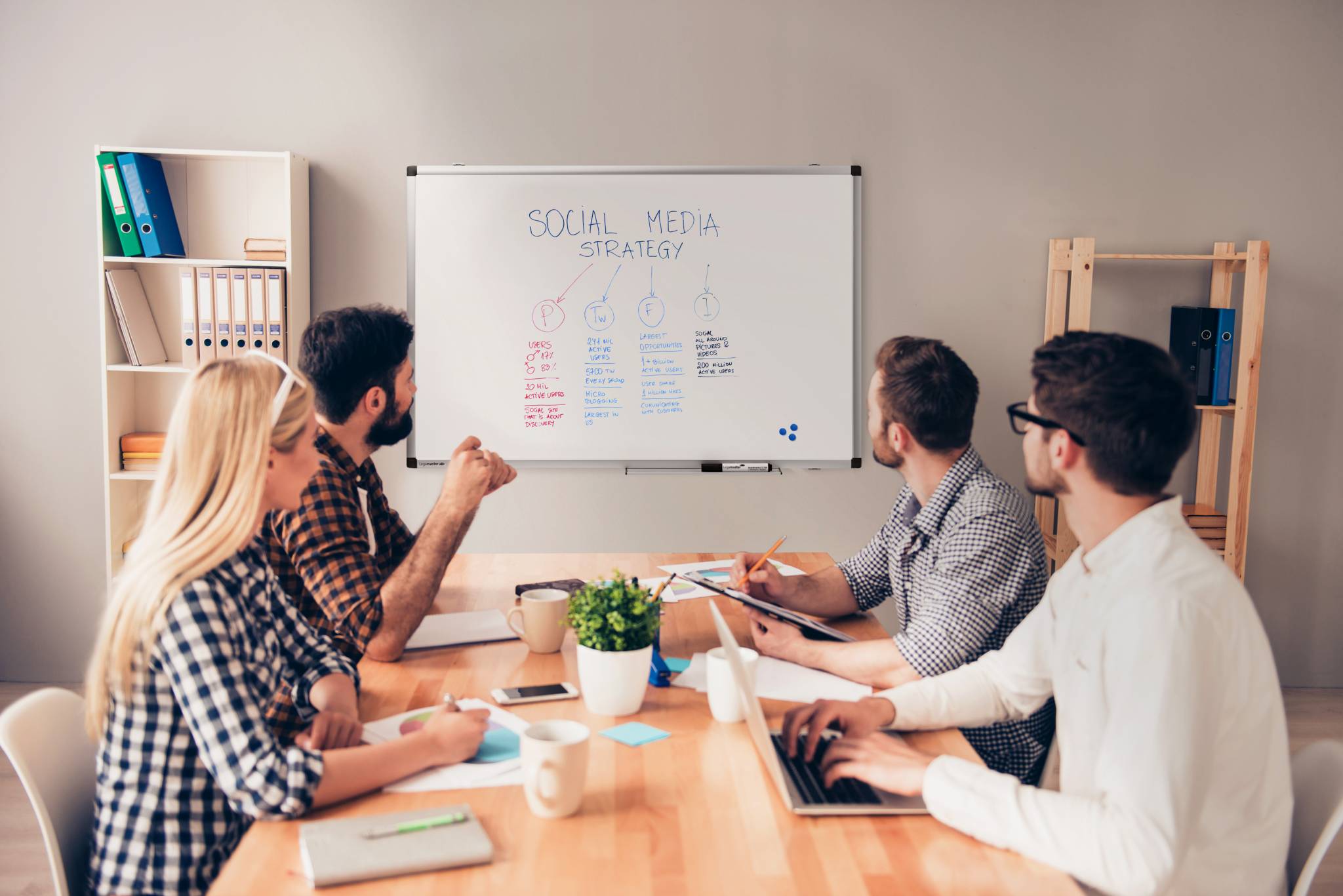 Legamaster PREMIUM Whiteboard 120x200cm