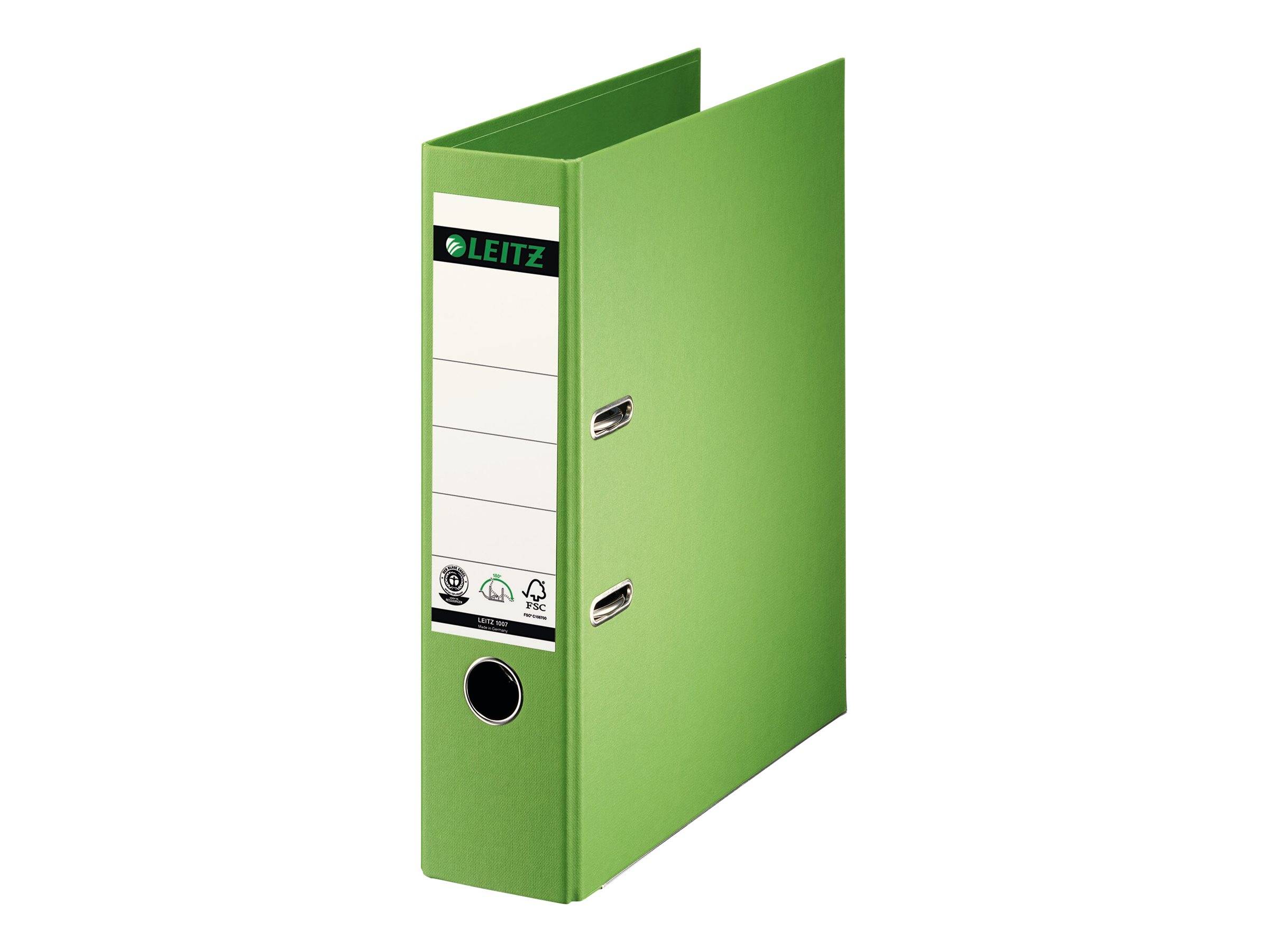 Grüner Leitz Ringbinder Ordner, dargestellt in geschlossenem Zustand, mit weißer Rückenetikett und Fingerloch auf der Vorderseite.