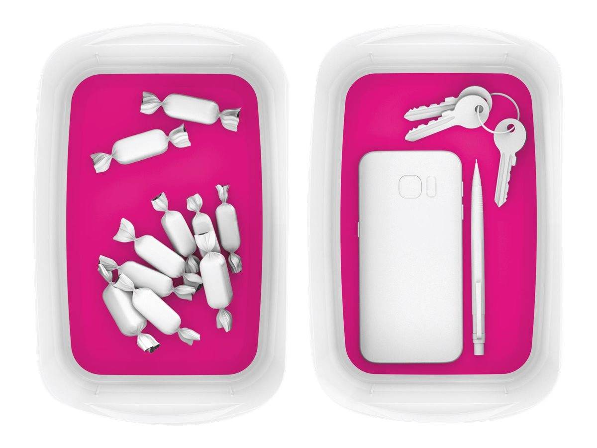 Zwei durchsichtige Kunststoffbehälter mit leuchtend rosa Einsätzen: Einer enthält verpackte Bonbons, der andere ein weißes Telefon, einen Stift und Schlüssel.