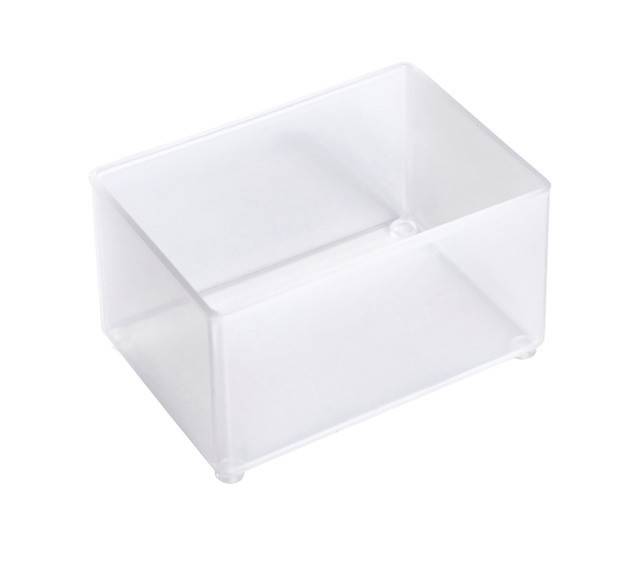 Eine transparente Plastikaufbewahrungsbox in rechteckiger Form, leer dargestellt.