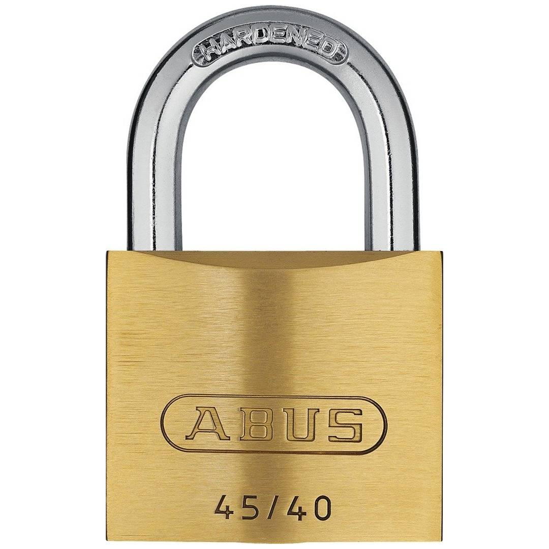 Messingschloss ABUS mit silbernem Bügel, vorne mit „45/40