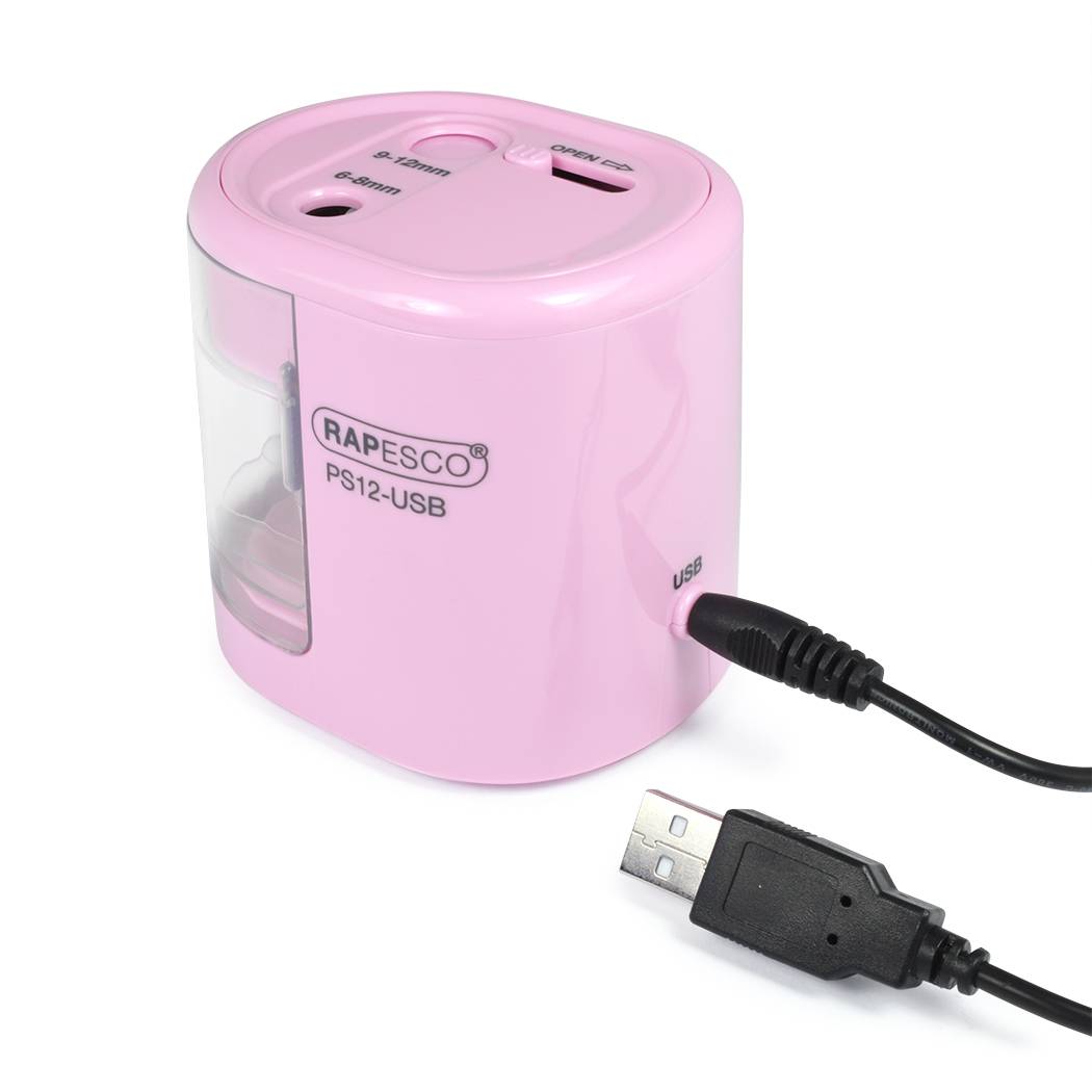 Rosa USB-Bleistiftspitzer mit sichtbarem Spänesammel-Fenster und angeschlossenem USB-Kabel mit Stecker