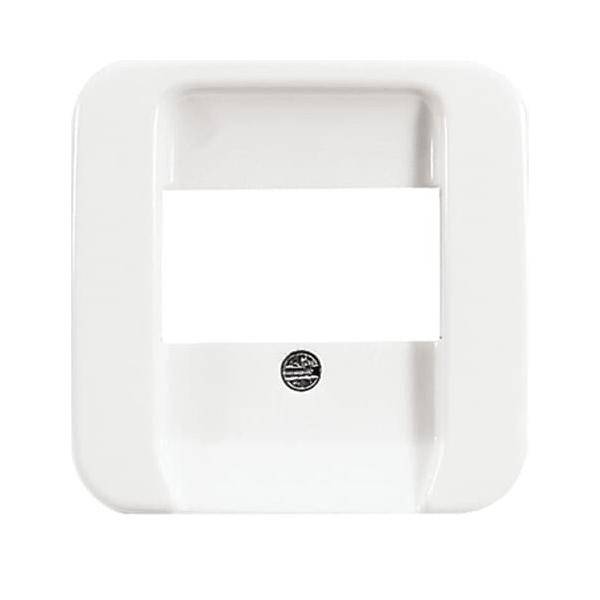 Ein weißer rechteckiger Rahmen mit einer zentralen Öffnung und einem Logo am unteren Ende, konzipiert zum Wandmontieren für elektrische oder technische Zwecke.