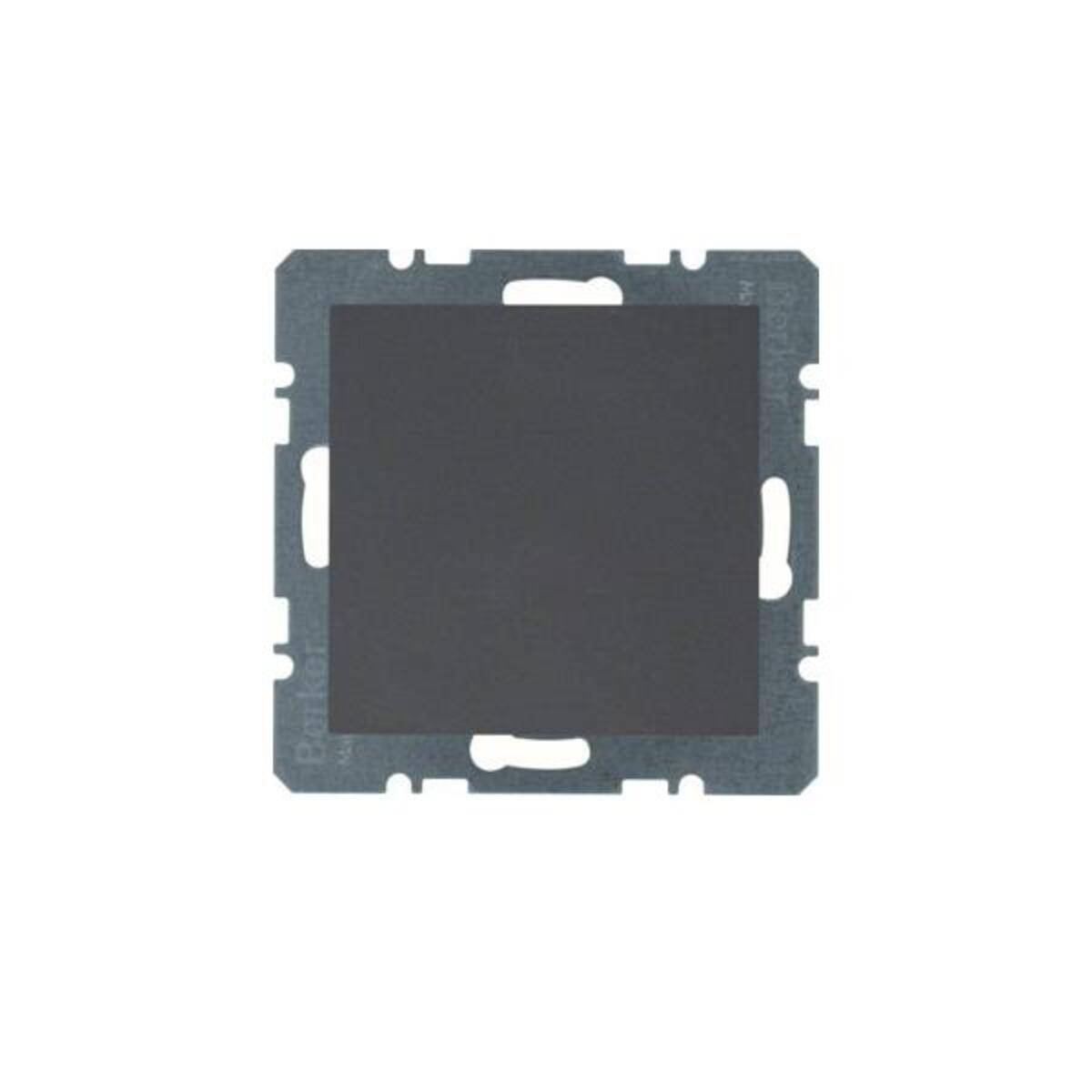 Ein quadratischer metallischer Rahmen, der eine schwarze Oberfläche umgibt und einem leeren Schalter oder einer Abdeckplatte ähnelt, vor einem weißen Hintergrund.