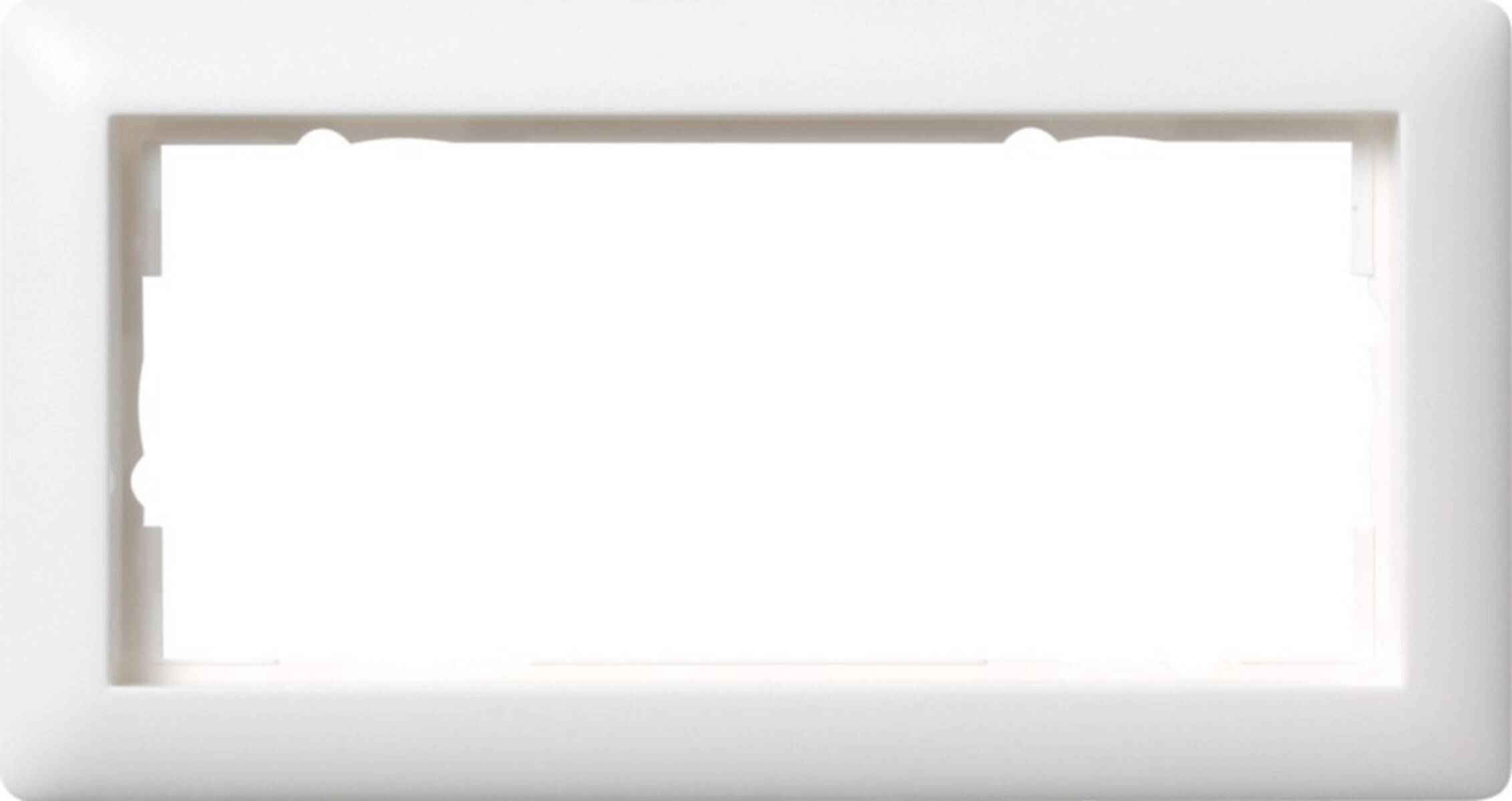 Weiße Decke mit einer rechteckigen, eingelassenen Öffnung, möglicherweise für Beleuchtungs- oder Belüftungszwecke.