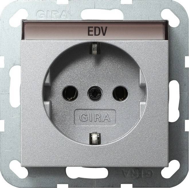 Gira Schuko-Steckdose alu 045726