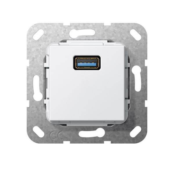 Eine USB-Wanddose mit einer weißen Blende und einem Metallmontagehalter, vorgesehen für den Einbau in Wände zum Aufladen von Geräten oder zur Datenübertragung.