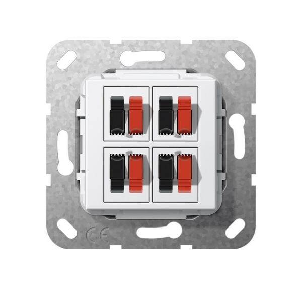 Ein Lichtschalter-Mechanismus mit vier quadratischen Tasten in Schwarz und Rot auf einem Metallmontagerahmen, geeignet für elektrische Installationen.