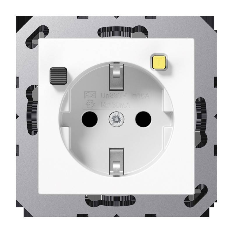 Elektrische Wandsteckdose mit zwei runden Löchern und Erdungsstift, ausgestattet mit einem gelben Reset-Knopf und einem schwarzen Schalter auf einer quadratischen Platte.