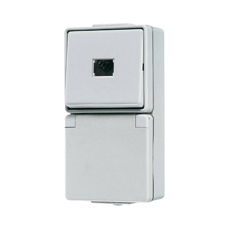 Jung Taster-/SCHUKO-Kombination 671 W