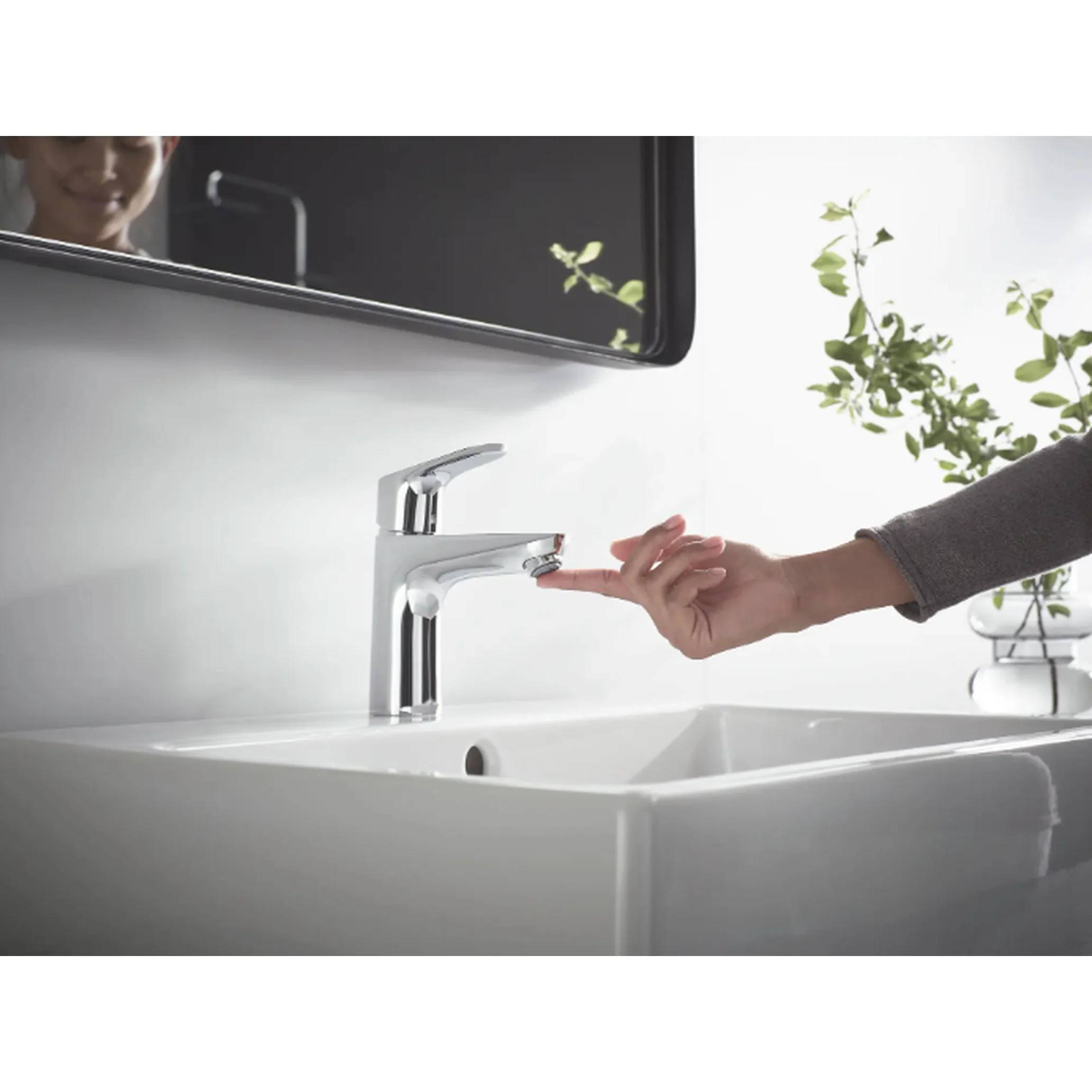 hansgrohe Focus Waschtischmischer 100 CoolStart mit Zugstangen-Ablaufgarnitur, Chrom, 1 Stk.