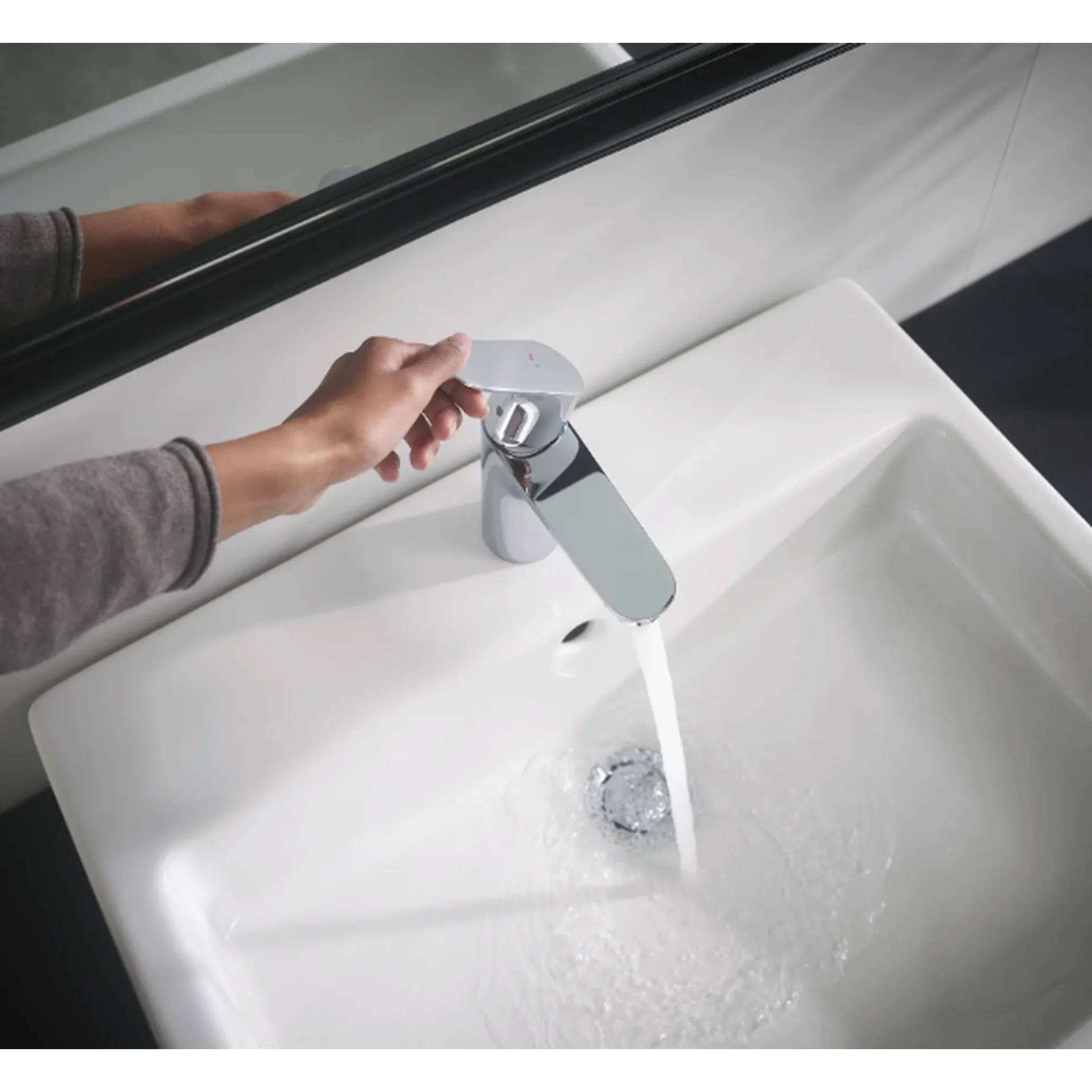 hansgrohe Focus Waschtischmischer 100 CoolStart mit Zugstangen-Ablaufgarnitur, Chrom, 1 Stk.