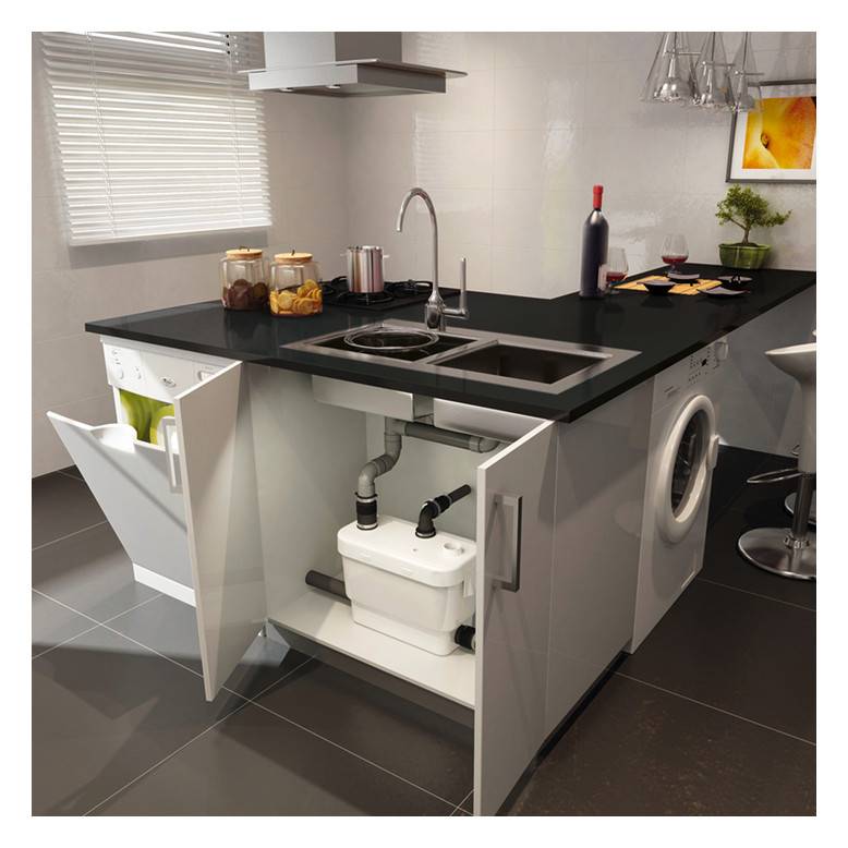 Moderne Kücheninsel mit offenen Lagerfächern, integriertem Waschbecken und vorne beladbarer Waschmaschine, die in die Möbel integriert ist.