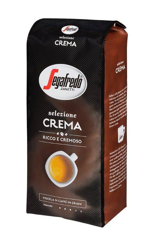 Paket mit Segafredo Zanetti 'Selezione Crema' Kaffeebohnen, schwarze und braune Tasche mit den Aufschriften 'CREMA' und 'RICO E CREMOSO' mit Tassenabbildung.