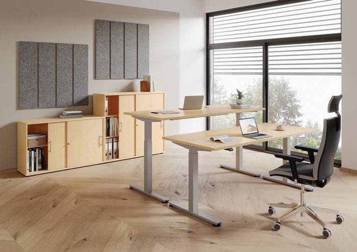 Schreibtisch H710-1200xB1800xT800mm Asteichedekor elektr.höhenverstellbar