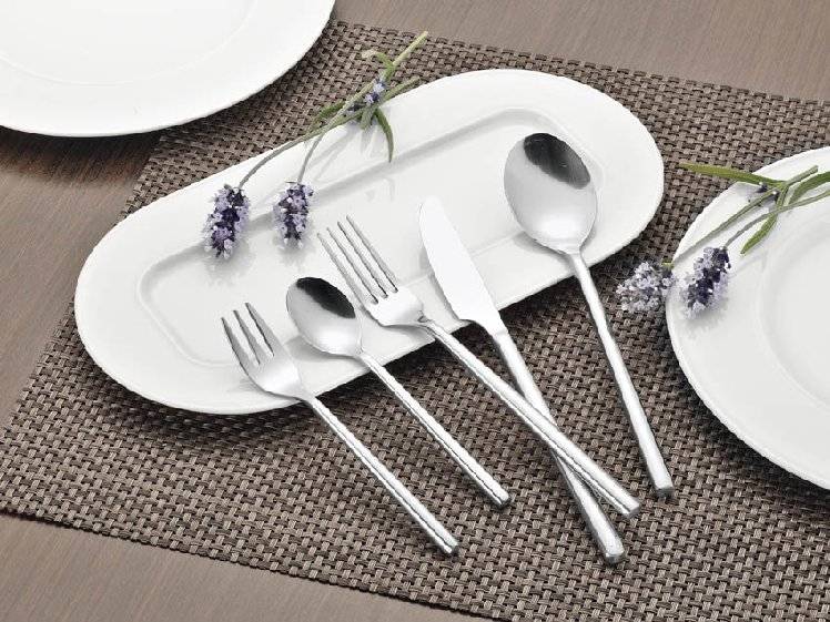 Menügabel SILKE, Edelstahl 18/0, poliert, geschmiedet, Länge: 19,8 cm.