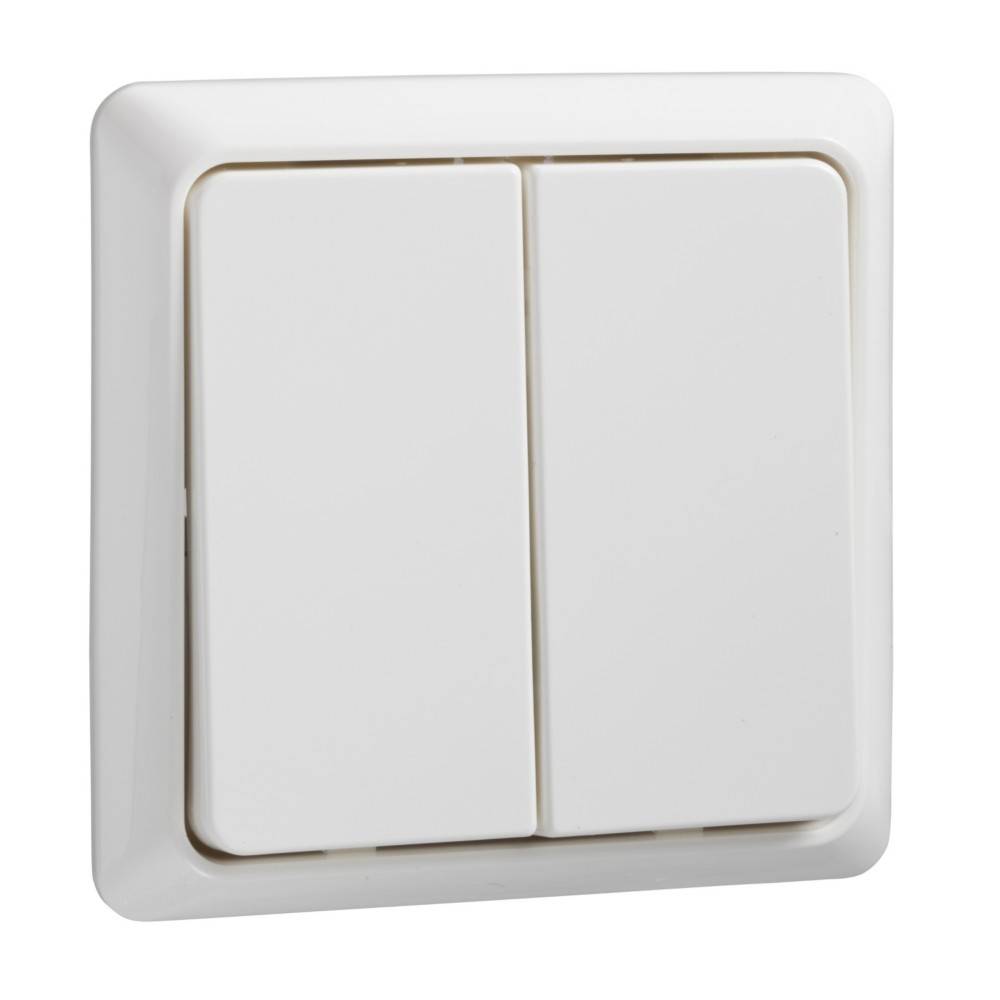 Ein weißer, doppelter Lichtschalter an einer Wand, mit zwei rechteckigen Tasten zum Ein- und Ausschalten der Beleuchtung.