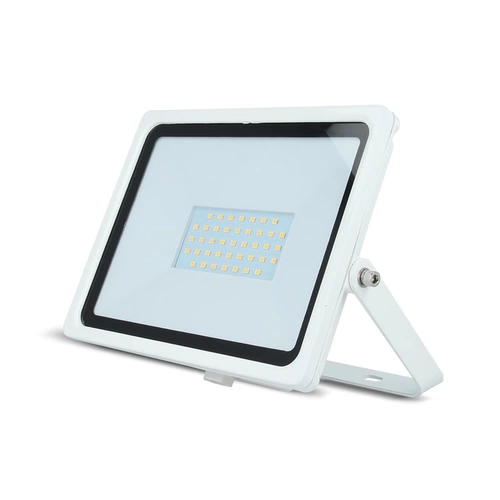 LED Fluter 30W 2400lm Flutlicht Strahler Außenbeleuchtung Wasserdicht IP65 Kaltweiß (6000K) LED Fluter 30W 2400lm Flutlicht Strahler Außenbeleuchtung Wasserdicht IP65 Kaltweiß (6000K)
