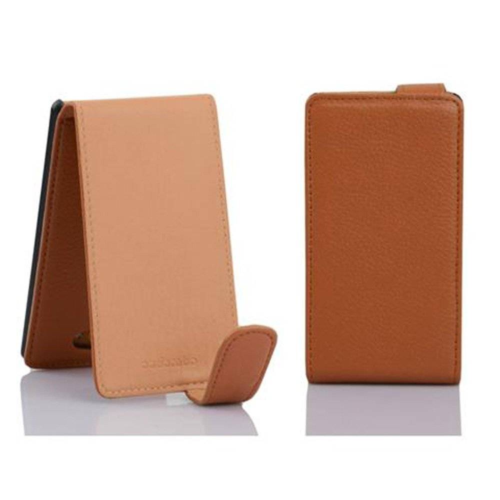 Cadorabo Hülle für HTC 8S Hülle in COGNAC BRAUN - Handyhülle im Flip Design aus strukturiertem Textilleder - Case Cover Schutzhülle Etui Tasche B