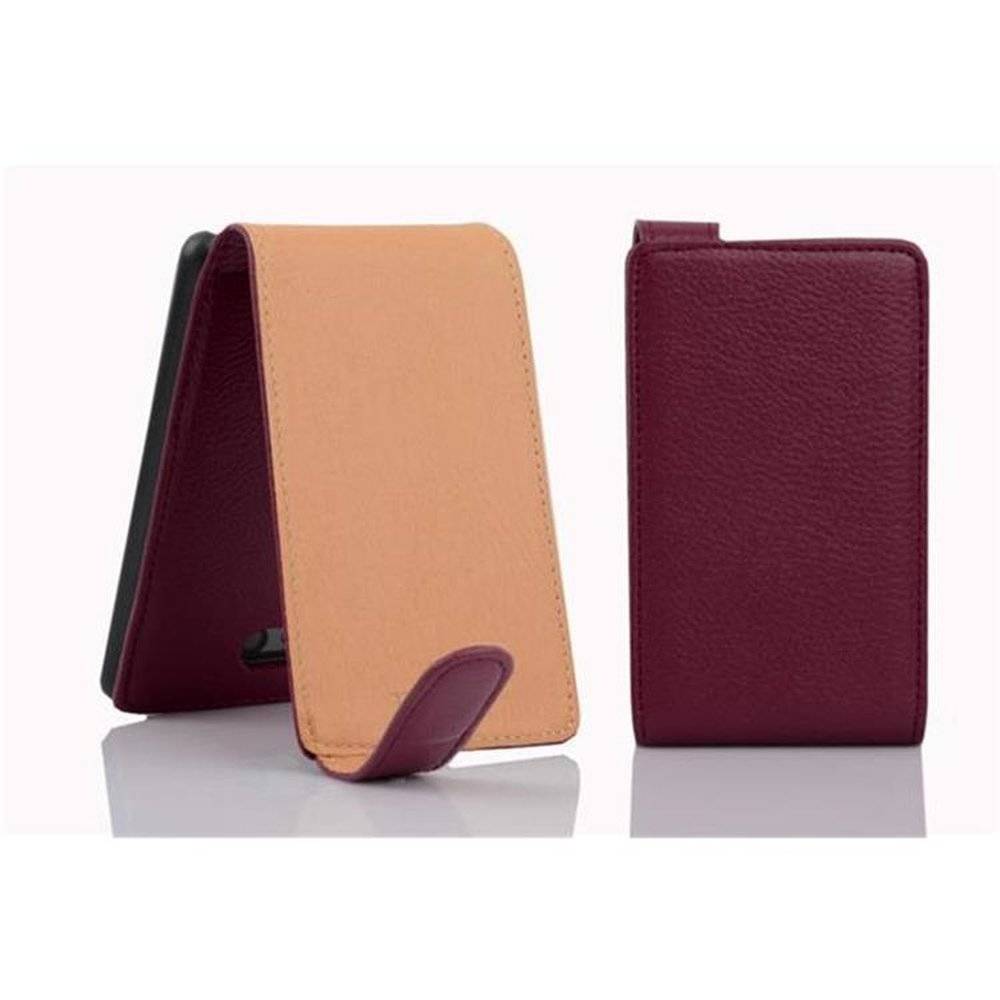 Cadorabo Hülle für Nokia Lumia 820 Hülle in BORDEAUX LILA - Handyhülle im Flip Design aus strukturiertem Textilleder - Case Cover Schutzhülle Etu