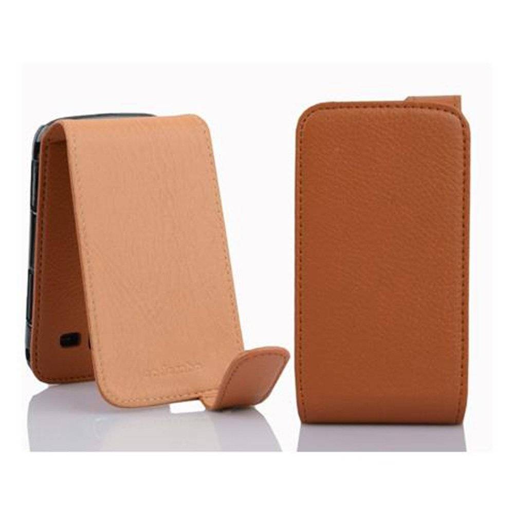 Cadorabo Hülle für Samsung Galaxy ACE 2 Hülle in COGNAC BRAUN - Handyhülle im Flip Design aus strukturiertem Textilleder - Case Cover Schutzhülle