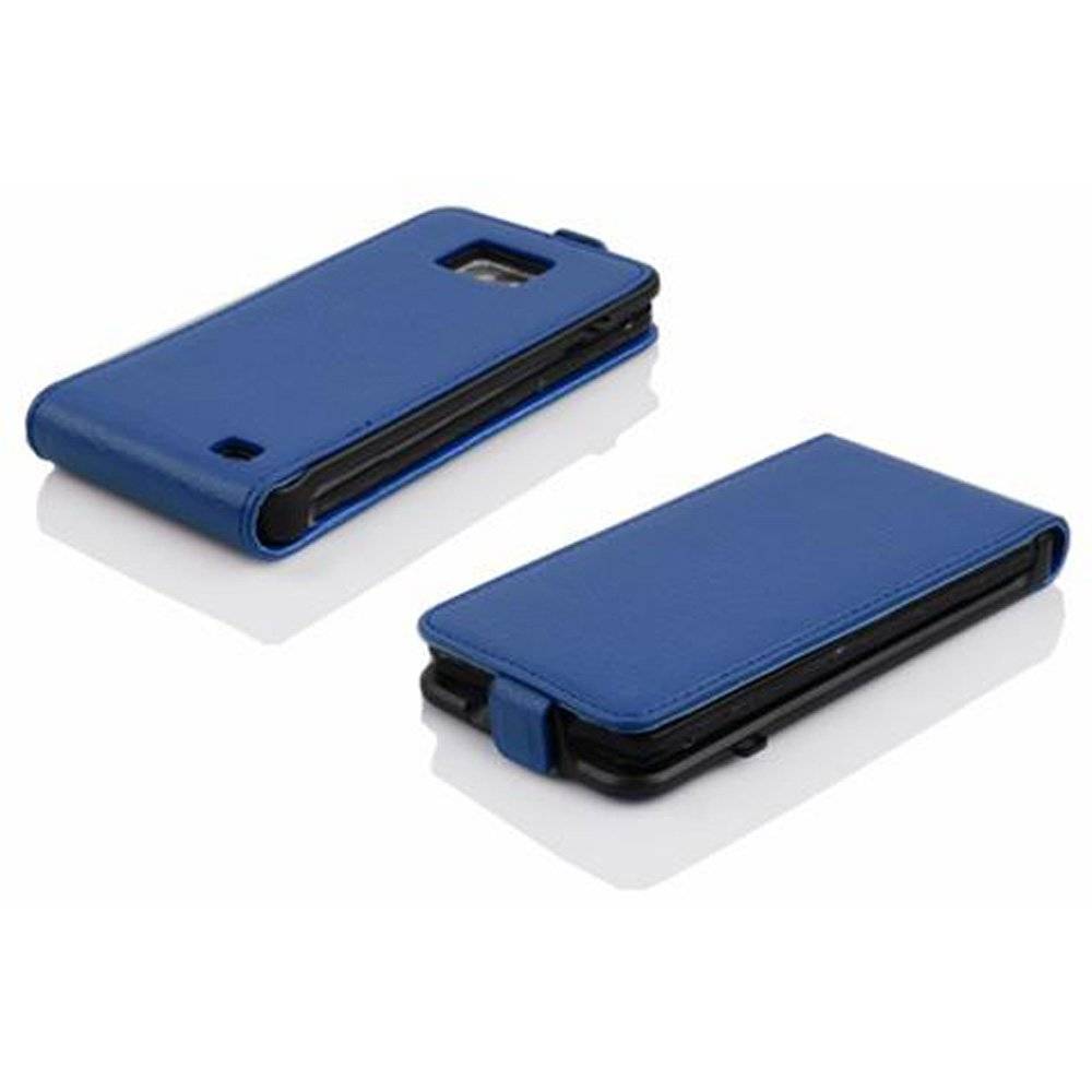 Cadorabo Hülle für Samsung Galaxy S2 / S2 PLUS Hülle in KÖNIGS BLAU - Handyhülle im Flip Design aus strukturiertem Textilleder - Case Cover Schut