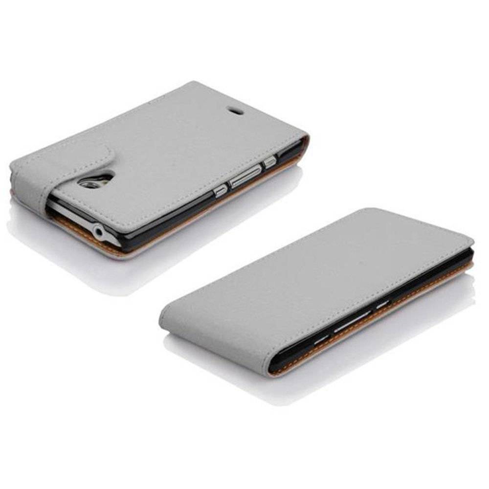 Cadorabo Hülle für Sony Xperia T Hülle in MAGNESIUM WEIß - Handyhülle im Flip Design aus strukturiertem Textilleder - Case Cover Schutzhülle Etu