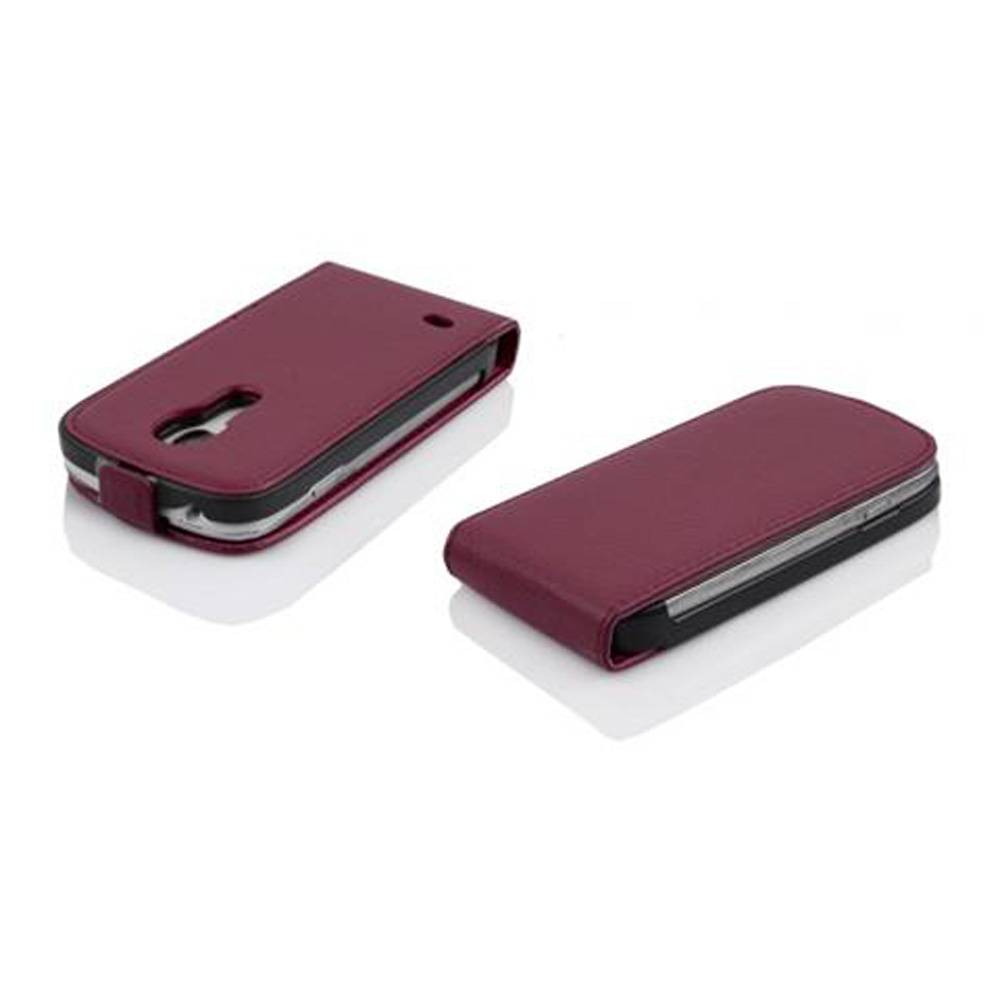 Cadorabo Schutzhülle für Samsung Galaxy S4 MINI Hülle in Lila Flip Etui Handyhülle Case Cover Kunstleder