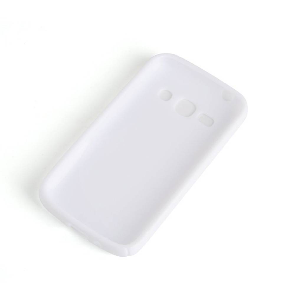 Cadorabo Schutzhülle für Samsung Galaxy ACE 3 Hülle in Weiß Handyhülle Case TPU Silikon Etui