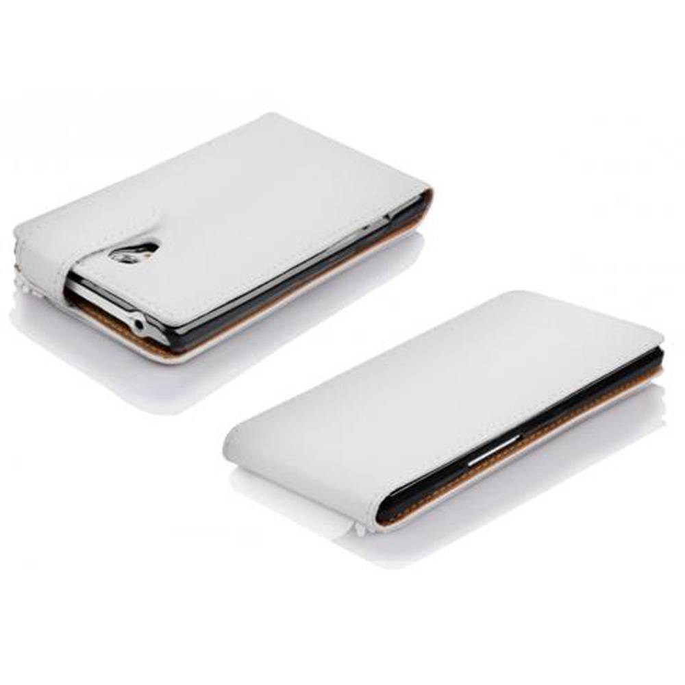 Cadorabo Schutzhülle für HTC Desire 700 Hülle in Weiß Flip Etui Handyhülle Case Cover Kunstleder